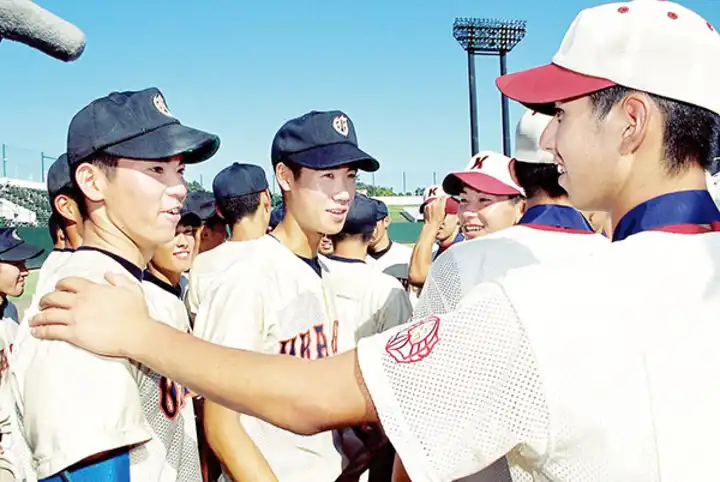 あの夏プレーバック 2000年決勝・浦学vs共栄 世紀の投手戦 | 浦和学院