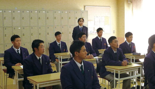 浦和学院高で税理士招き「租税教室」